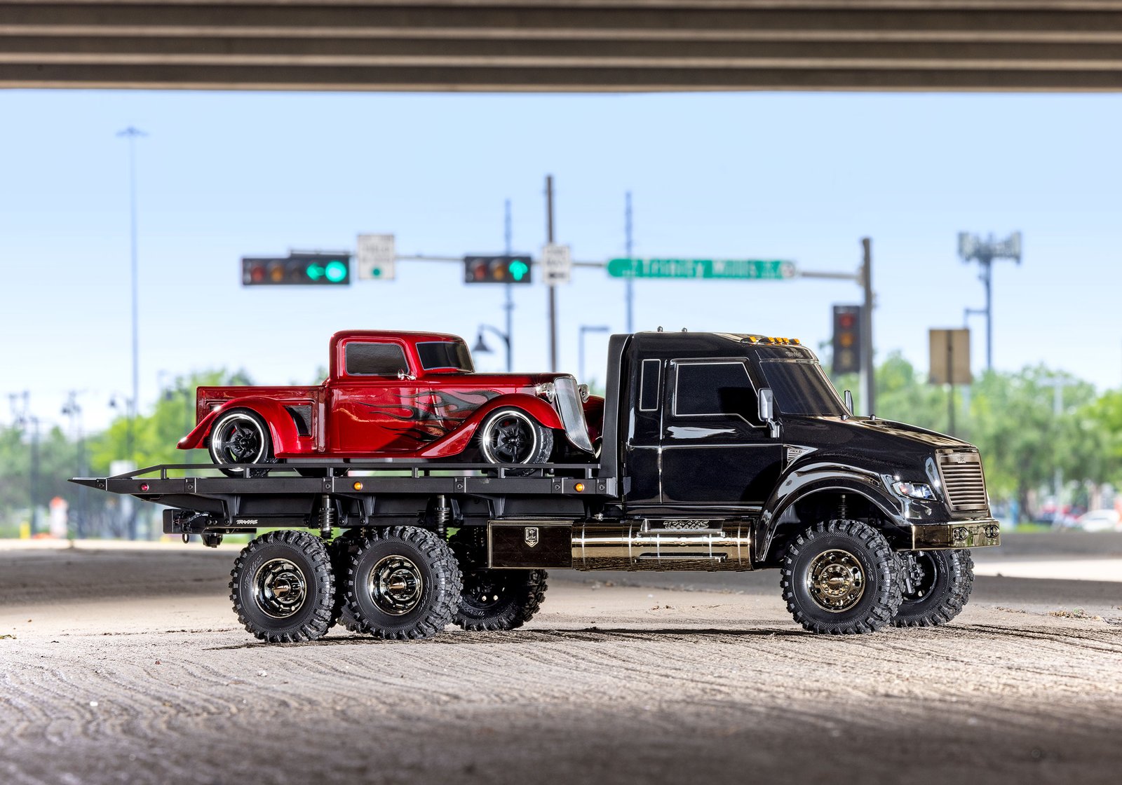 Traxxas TRX6 Hauler 1/10 Scale || Rc with Curly - Image 7